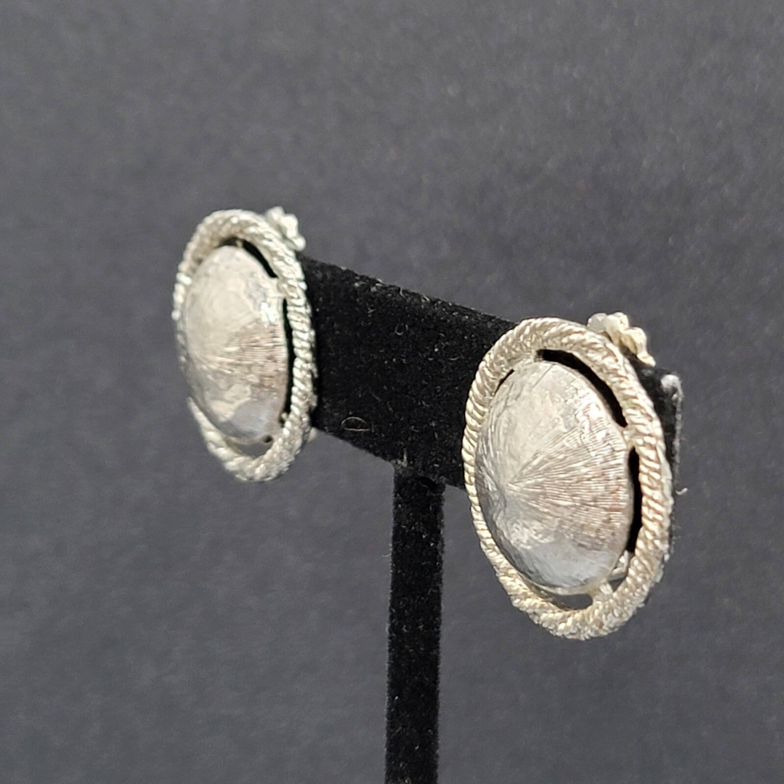 Vintage Clip on Earrings Textured Dome Silver tone 1"