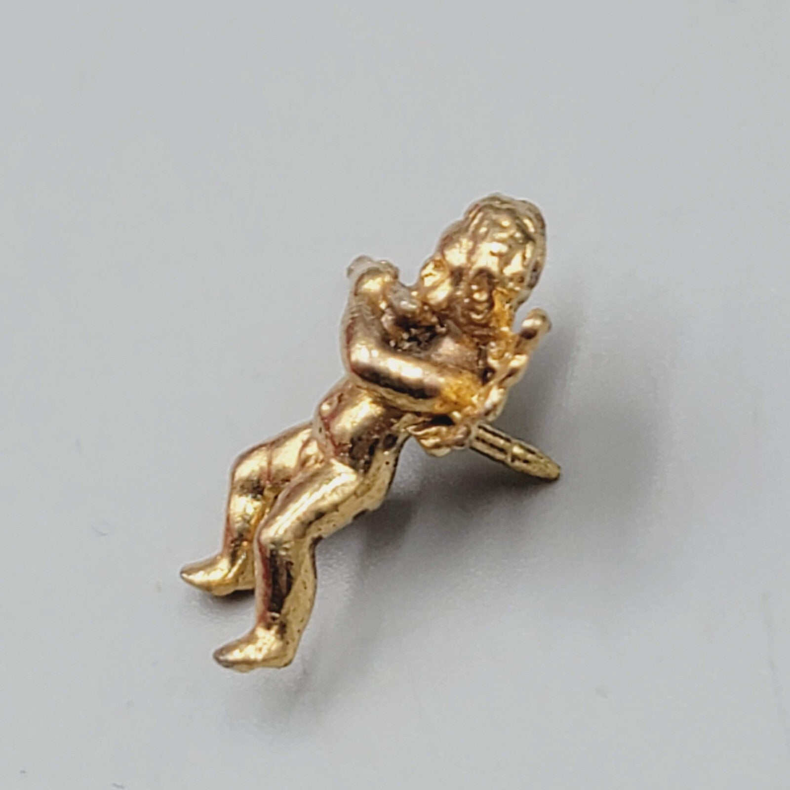 Guardian Angel Cherub Gold Tone Vintage Lapel Pin Playing a Flute