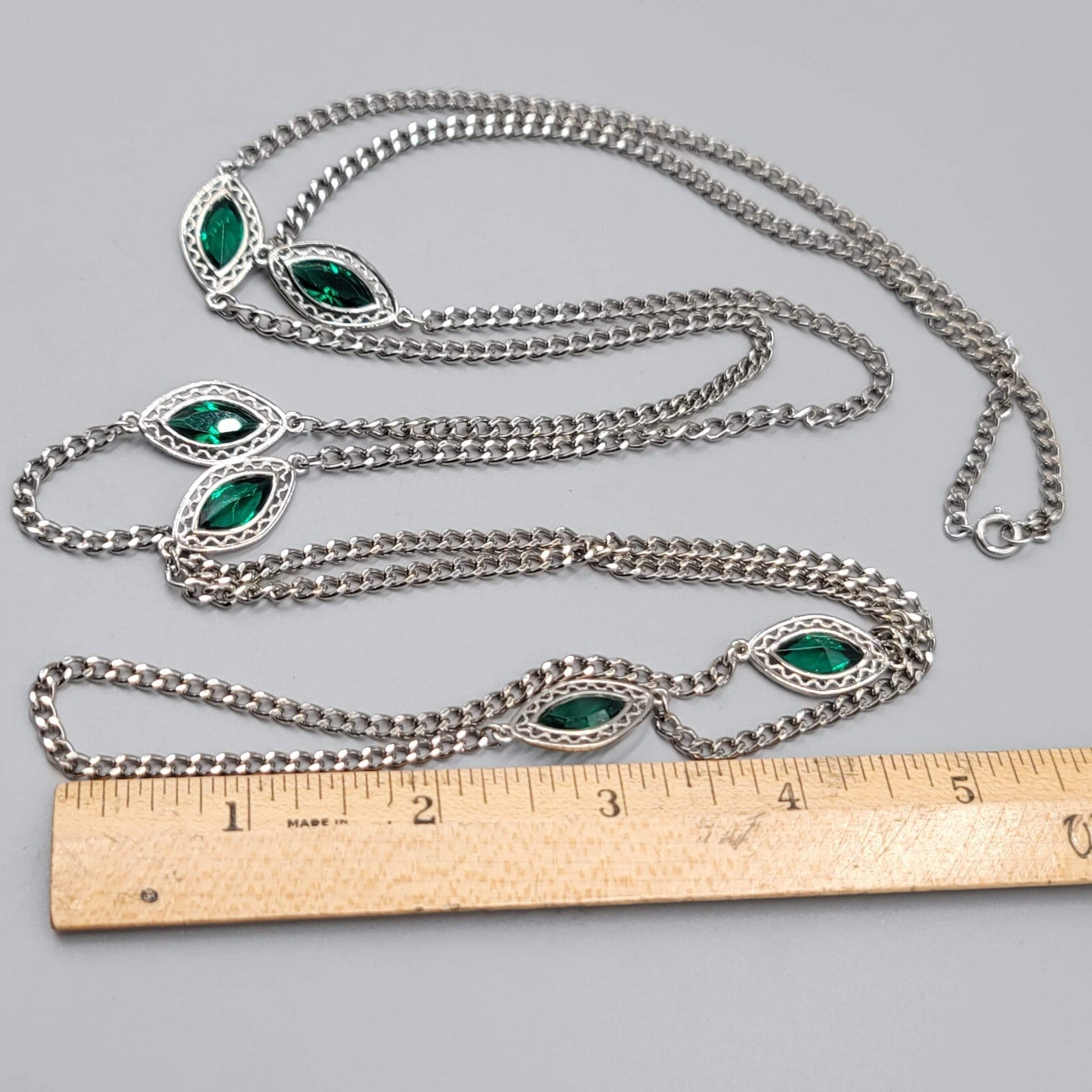 Vintage Green Rhinestone Station Necklace Silvertone 34" Estate Costume Jewelry 