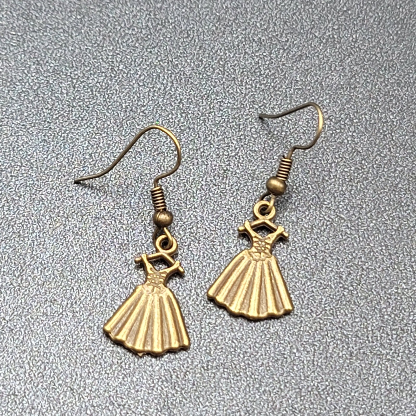 Dress Pierced Earrings Bronze tone Dangle 3/4"