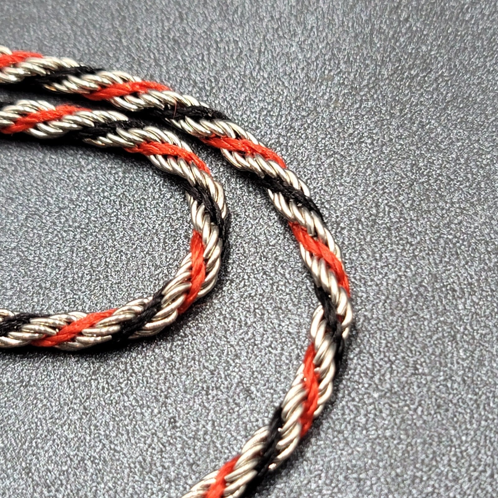 Vintage Twisted Rope Chain Necklace Silver tone Red Black Unique 17"