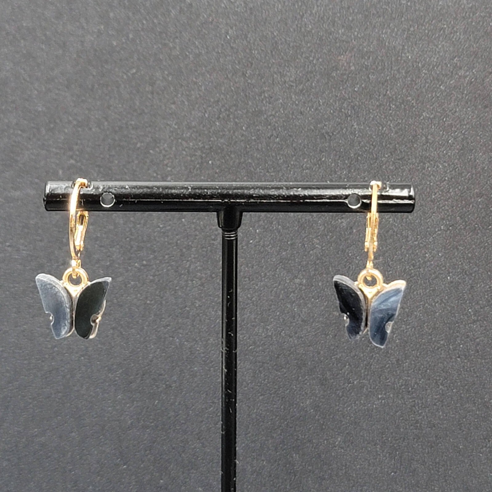 New Pierced Earrings Gold tone Gray Resin Butterfly Dangle Huggie Hoops 1/2"