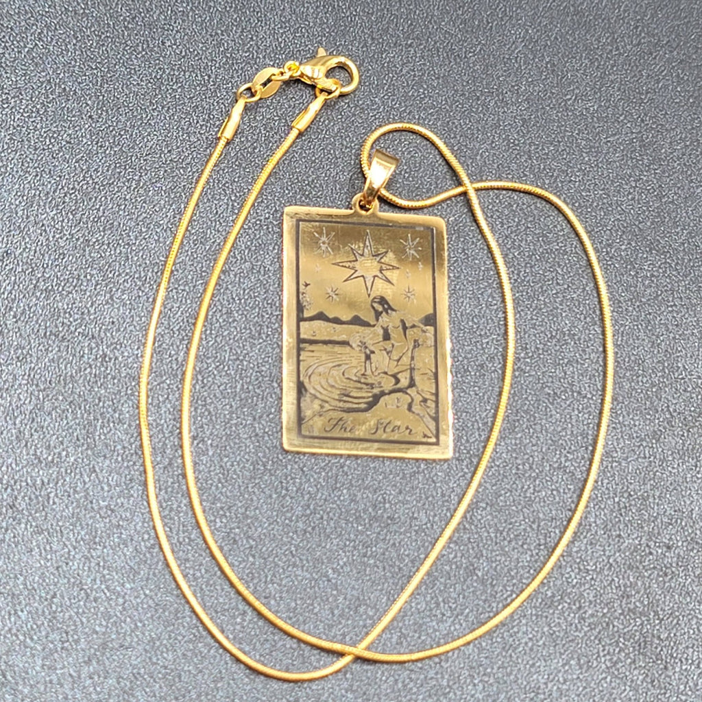 The STAR Tarot Card Pendant Necklace Major Arcana Gold tone 18”.