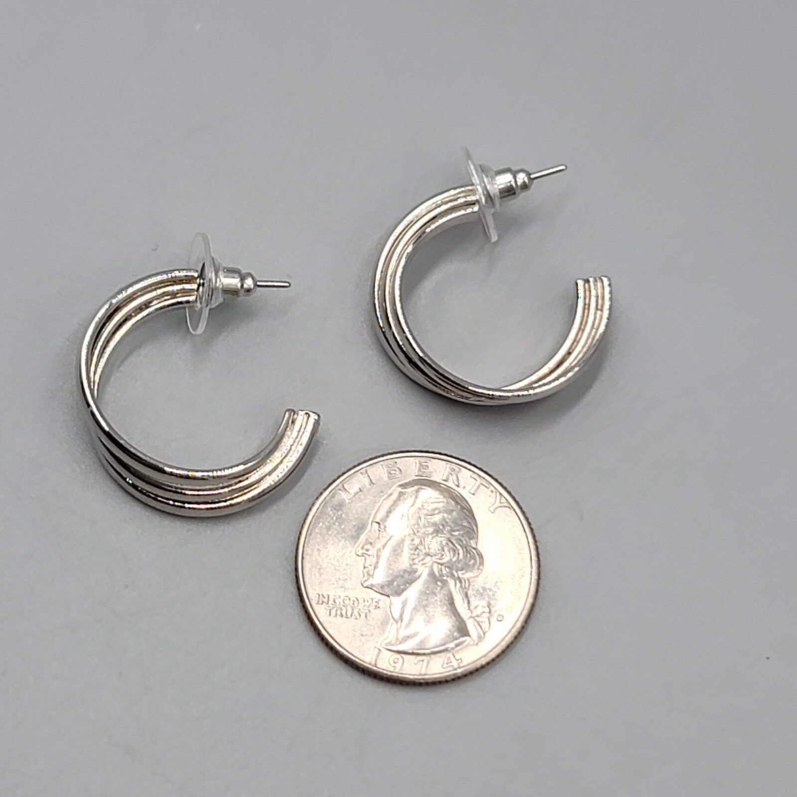 Silver tone Triple Wire Twist Hoop Pierced Earrings Hoops Drop 1"