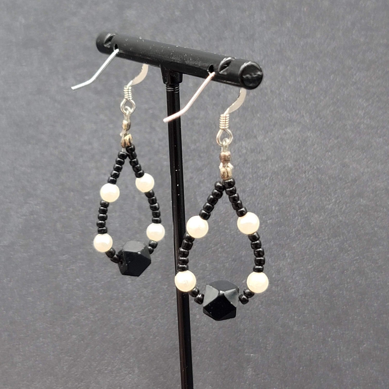 Pierced Earrings White Black Beaded Teardrop Hoops 1 3/8"
