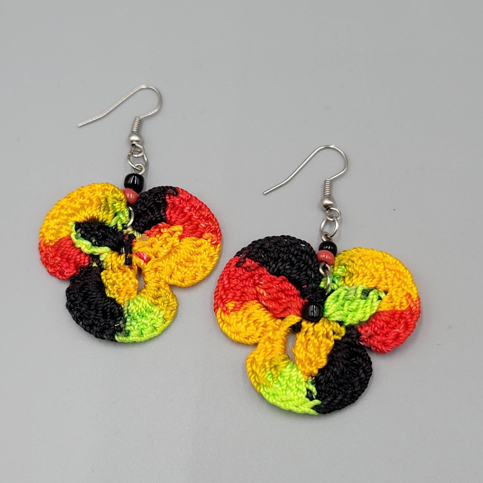 Crochet Pierced Earrings Red Black Yellow Green Dangle 1.5"