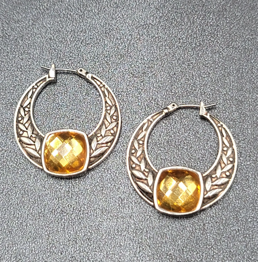 Pierced Earrings Silver tone Embossed Hoops Yellow Acrylic Accent 1.25"