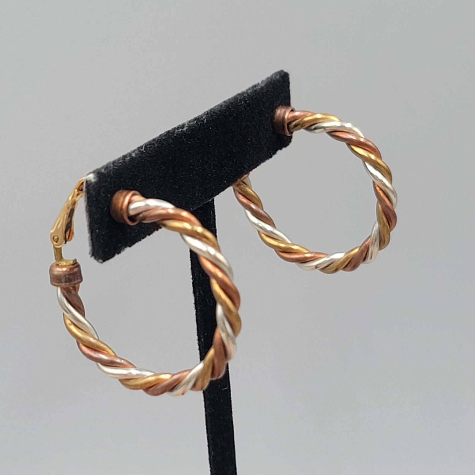 Vintage Avon Hoops Clip on Earrings Twist Tricolor 1.25 in
