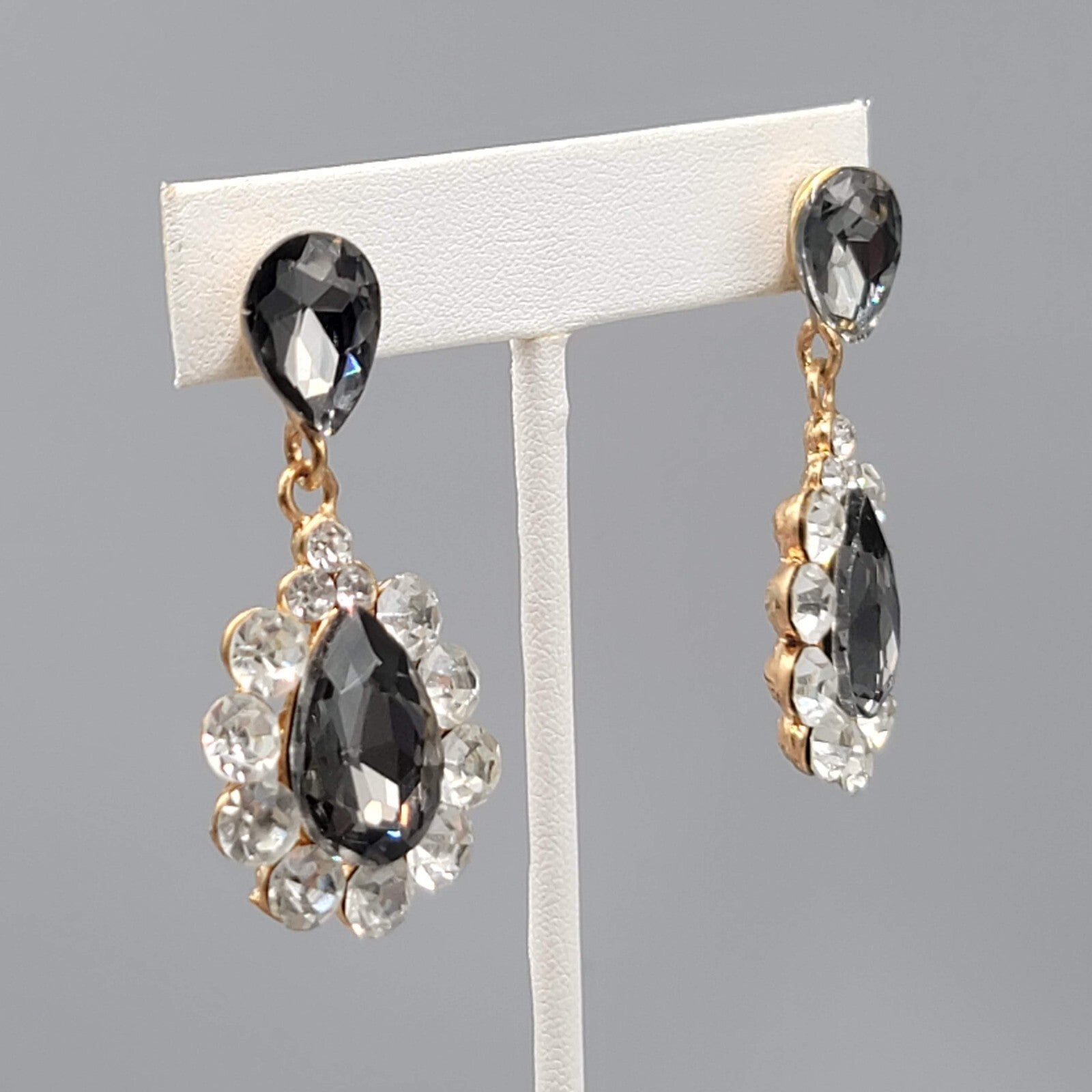 Gray Teardrop Glass Pierced Earrings Gold tone Dangle 2"