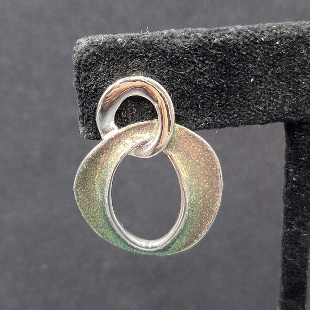 Pierced Earrings Silver tone Iridescent Glitter Interlocking Rings Drop 1 1/8"