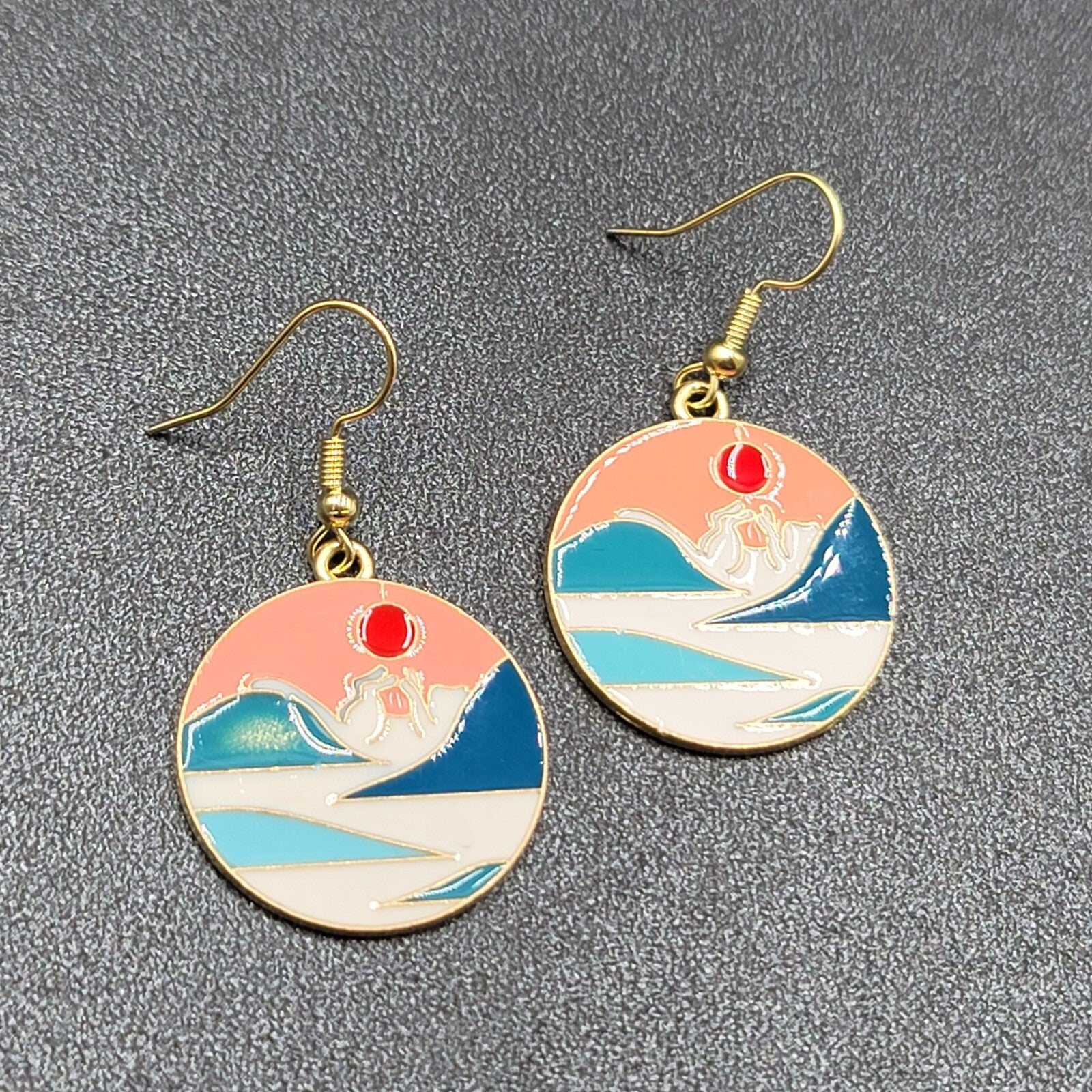 Kitty Cat Playing w Sun Pierced Earrings Japanese Style Art Gold tone Dangle 1"