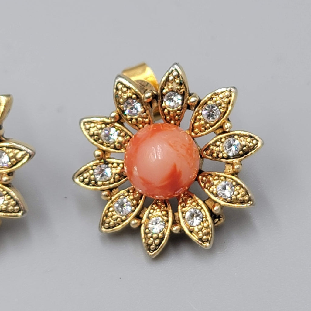 Signed JS Flower Pierced Earrings Gold tone Rhinestone Bead 3/4"
