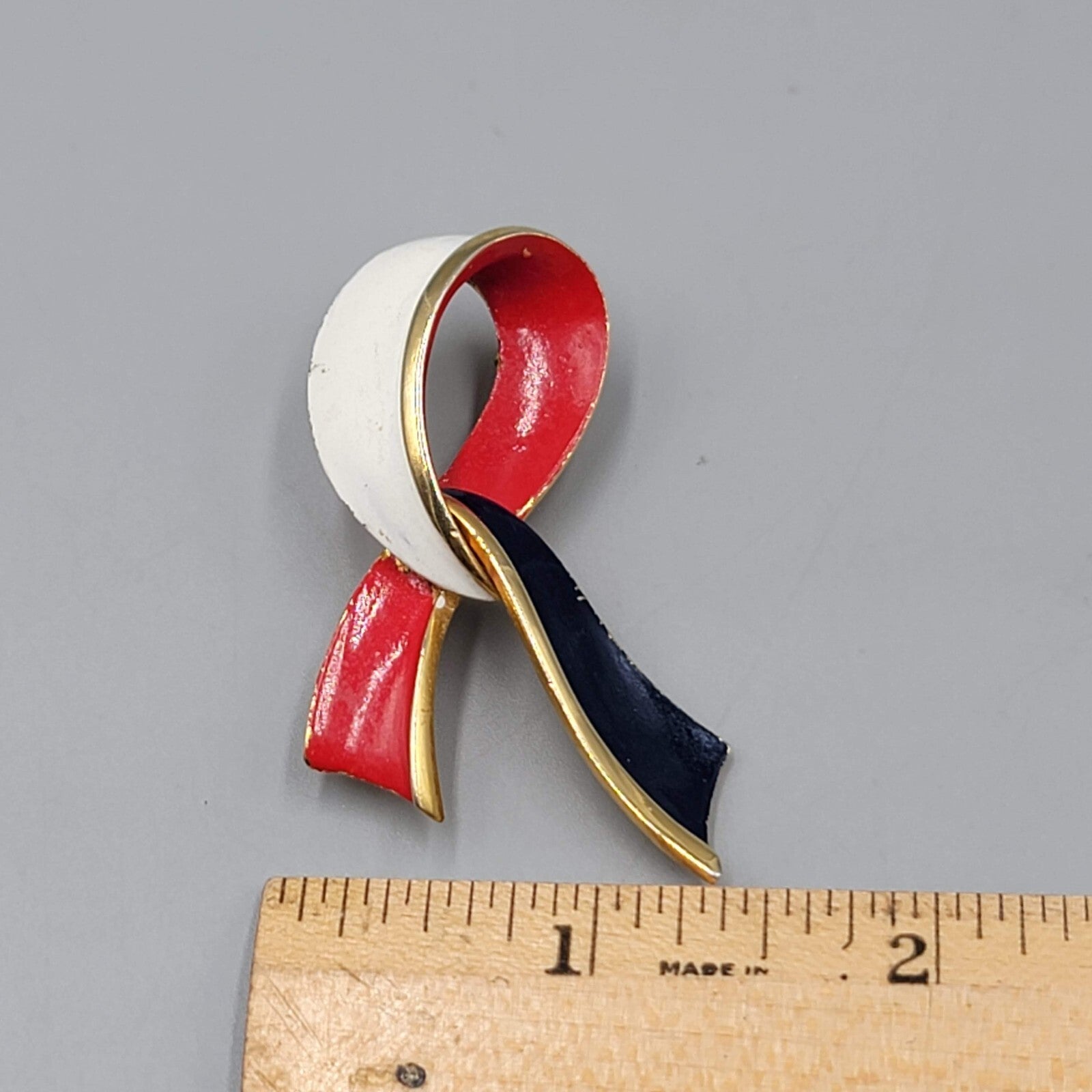 Vintage Ribbon Brooch Red White Blue Enamel Gold tone Patriotic 2.25"