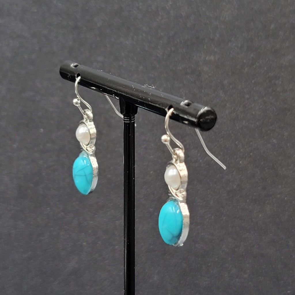 Pierced Earrings Silver tone White Blue Accents Dangle 7/8"