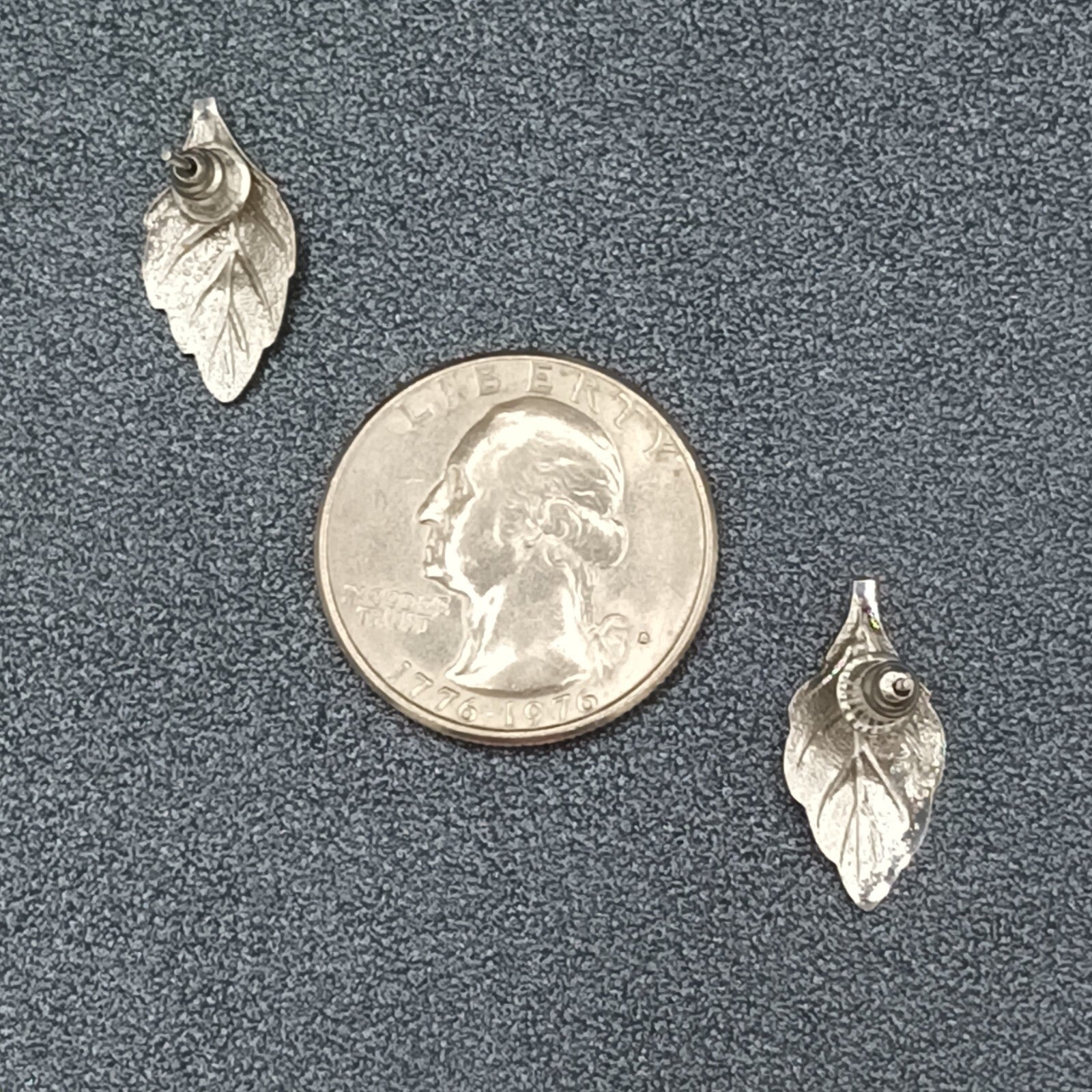 Pierced Earrings Silver tone Leaf Studs 3/4"