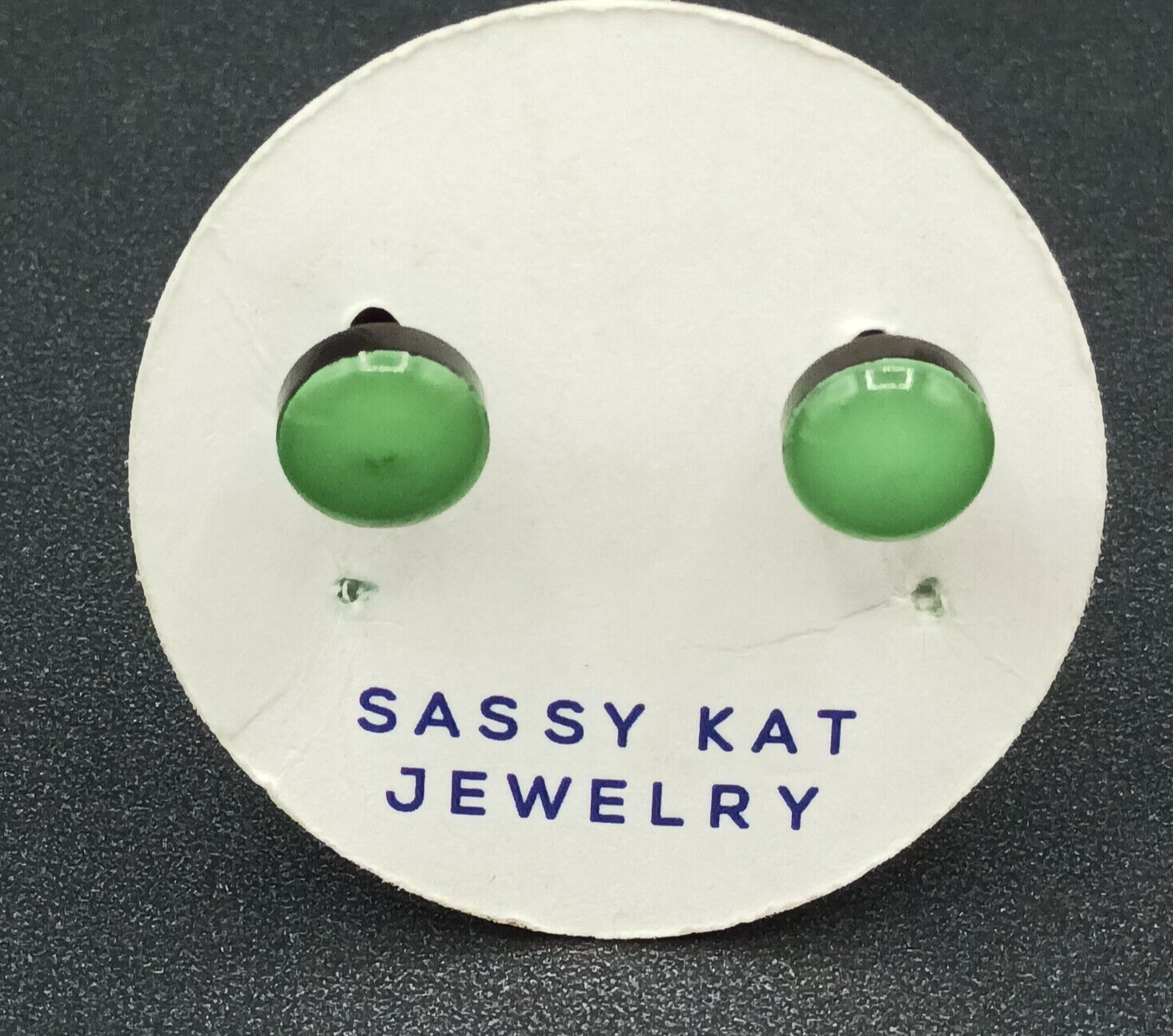 Sassy Kat Pierced Earrings Black metal Green Acrylic Imitation Plug Studs 3/8"