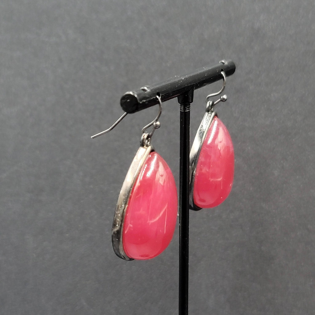 Pierced Earrings Black Metal Domed Red Resin Teardrop Dangle 1.25"