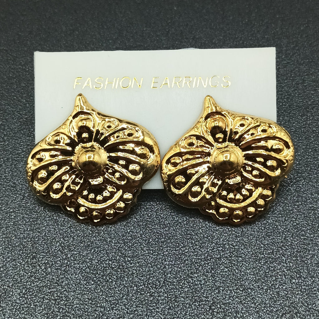 Lot of 2 Pairs Vintage Pierced Earrings Silver tone Gold tone 80s Embossed NOS