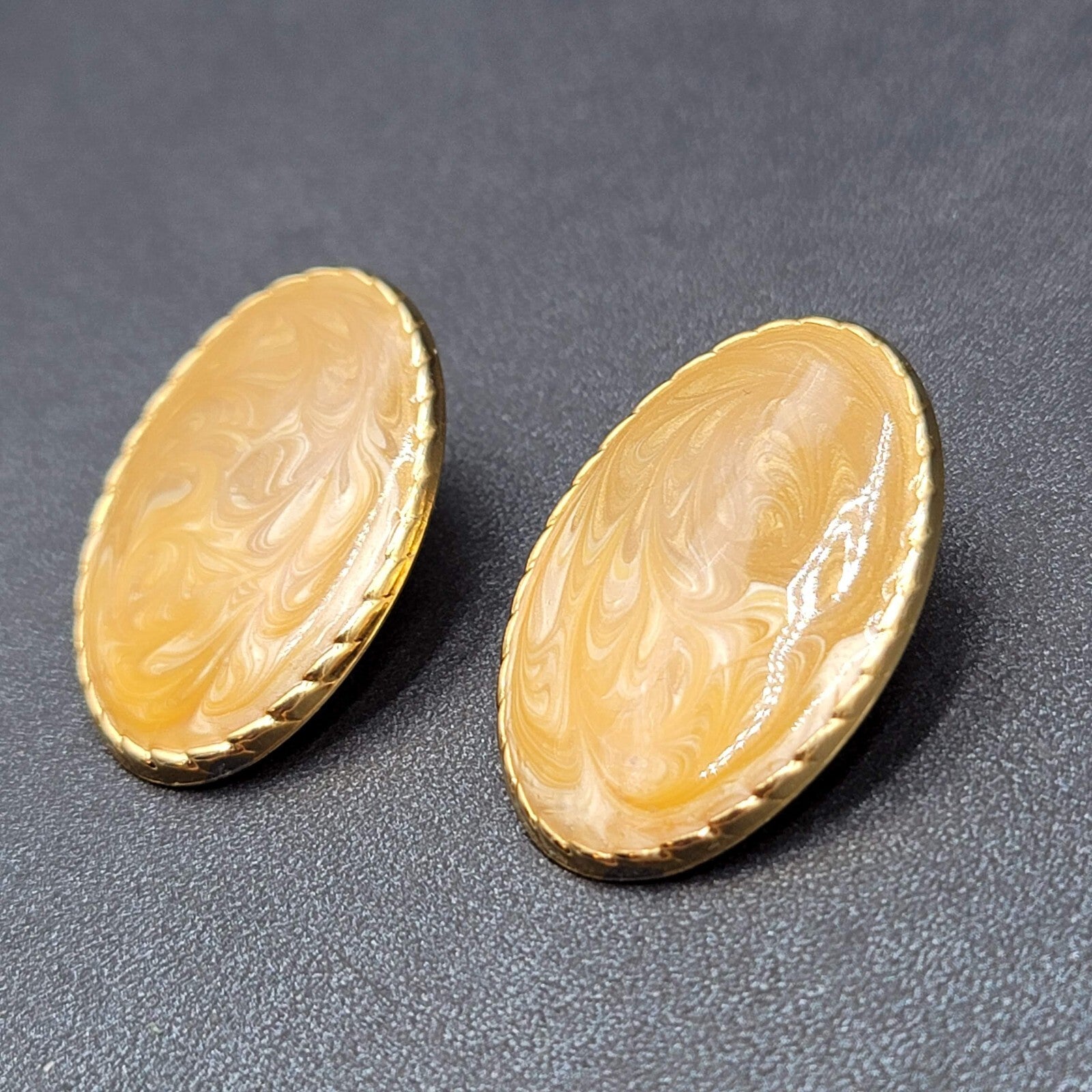 Vintage Pierced Earrings Gold tone Peach Enamel Swirl Large Oval Drop 1.5"