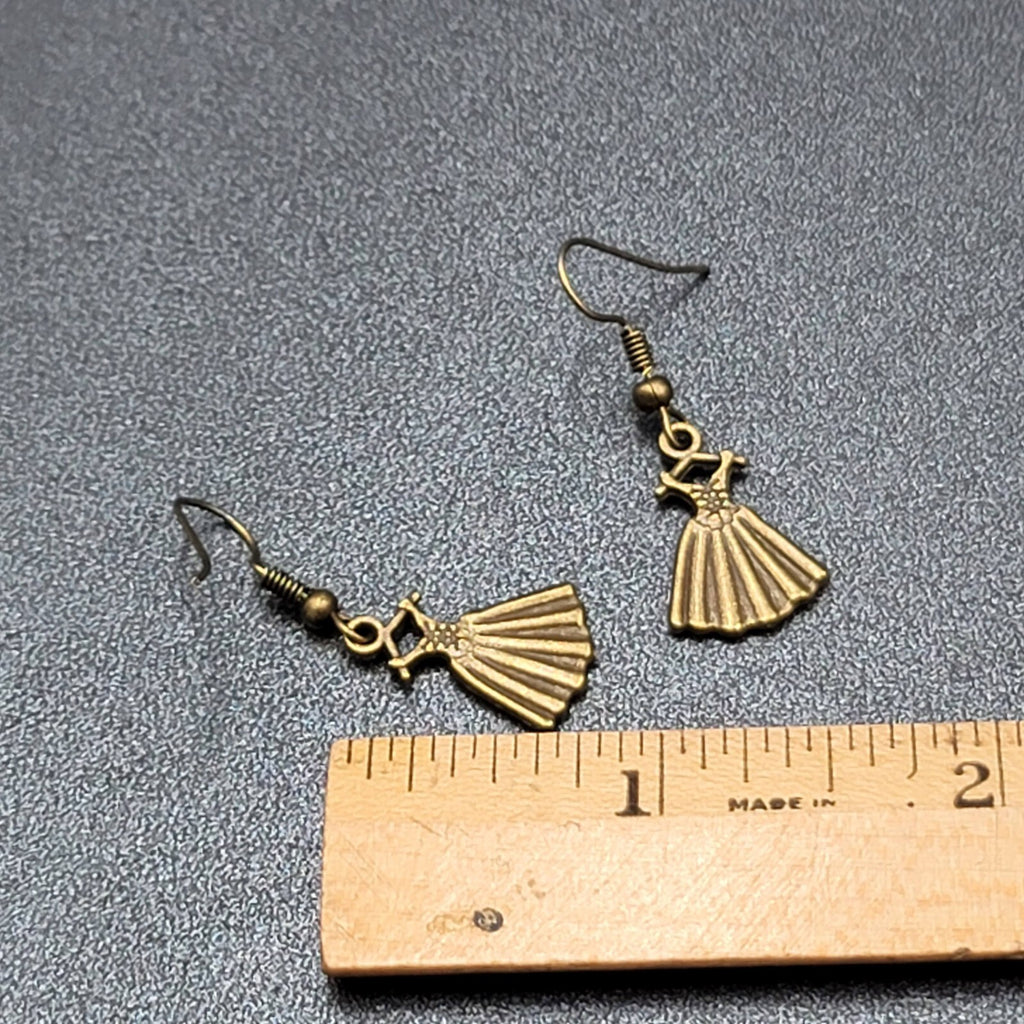 Dress Pierced Earrings Bronze tone Dangle 3/4"