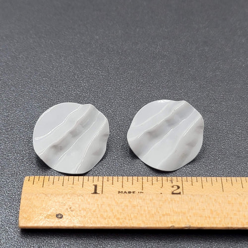 1980s Vintage Pierced Earrings Gray Enamel Crinkle Button Studs 1"