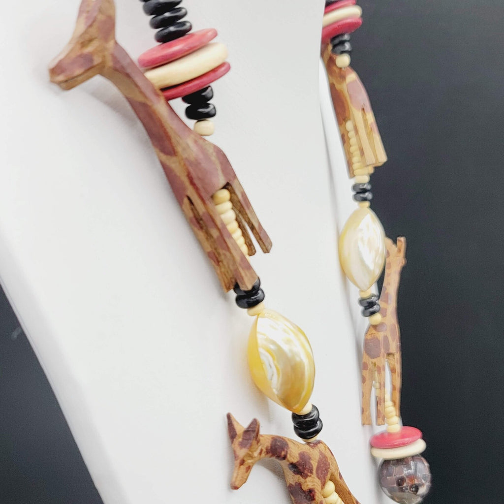 Safari African Giraffe Carved Wood Beaded Necklace Vintage 28"