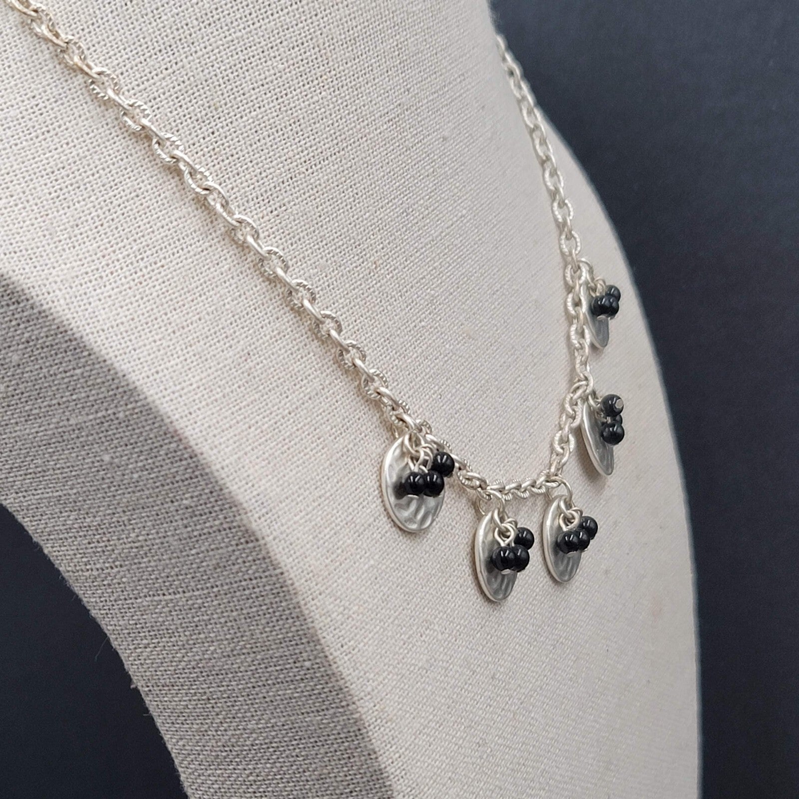 Black Bead Necklace Silver tone Hammered Discs Chain 16"-18"