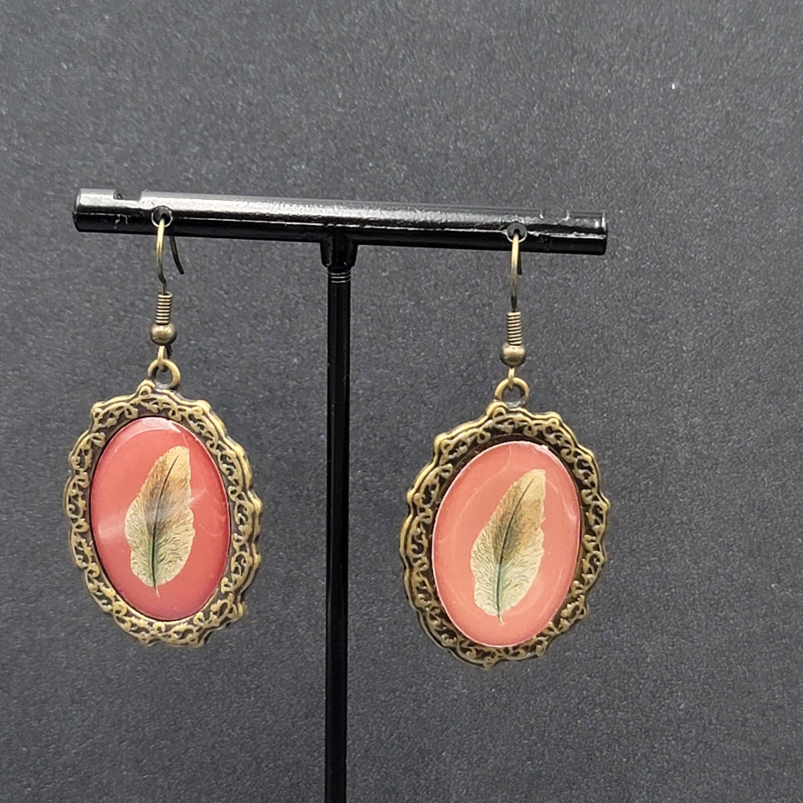 Pierced Earrings Bronze tone Oval Dangle Leaf Design Dangle 1 3/8"