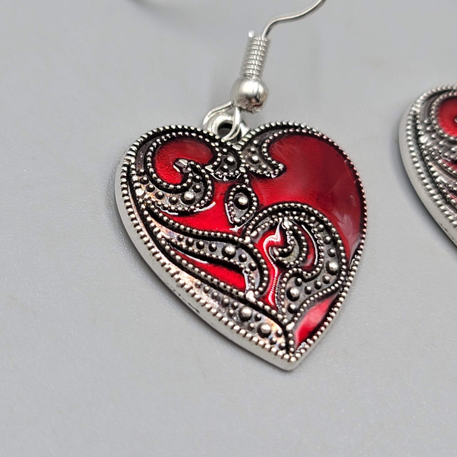 Satin Enamel Heart Pierced Earrings Black Swirl Accent Silver tone Dangle 1"
