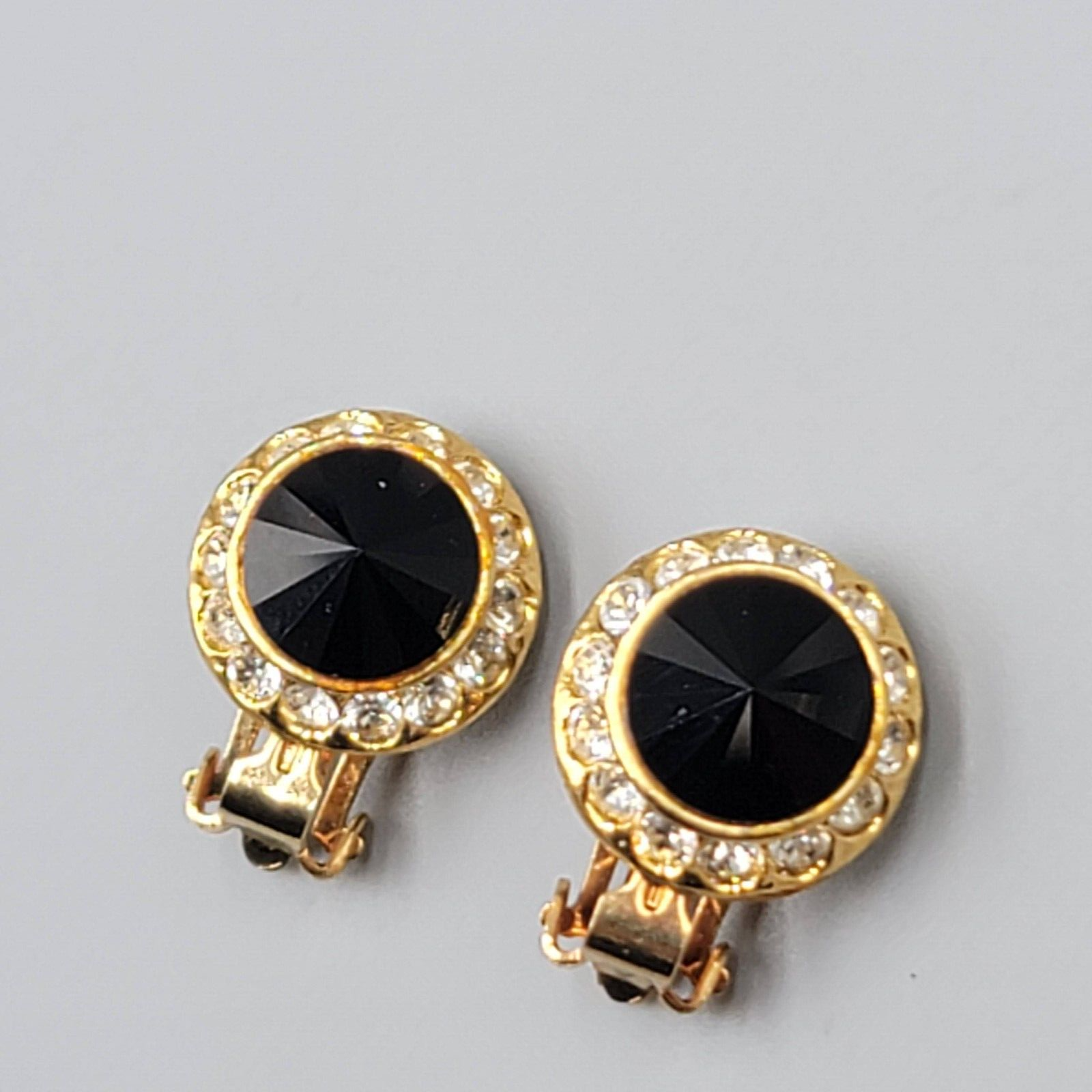 Vintage Black Rivoli Rhinestone Studs Clip on Earrings Round 5/8"