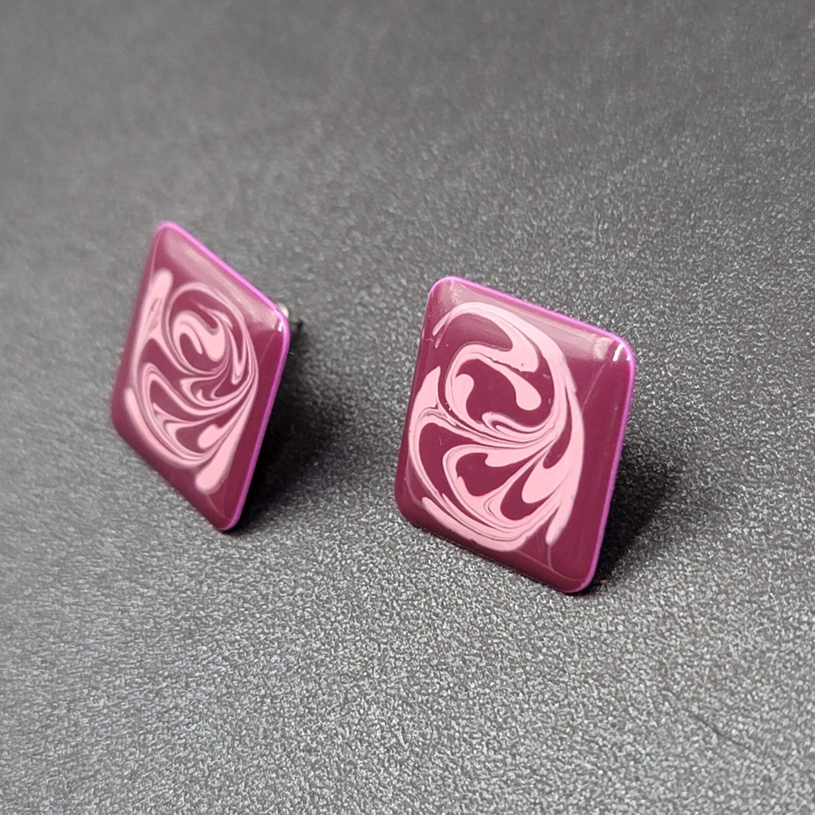 Vintage Pierced Earrings Purple Swirl Enamel over Metal Square Drop 1"