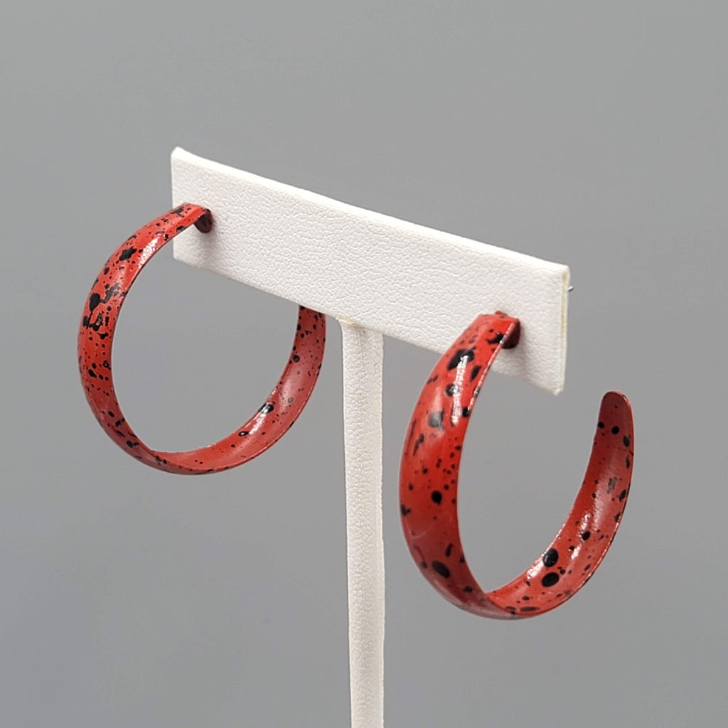 Vintage Red Black Splatter Enamel Hoops Pierced Earrings 1.25"