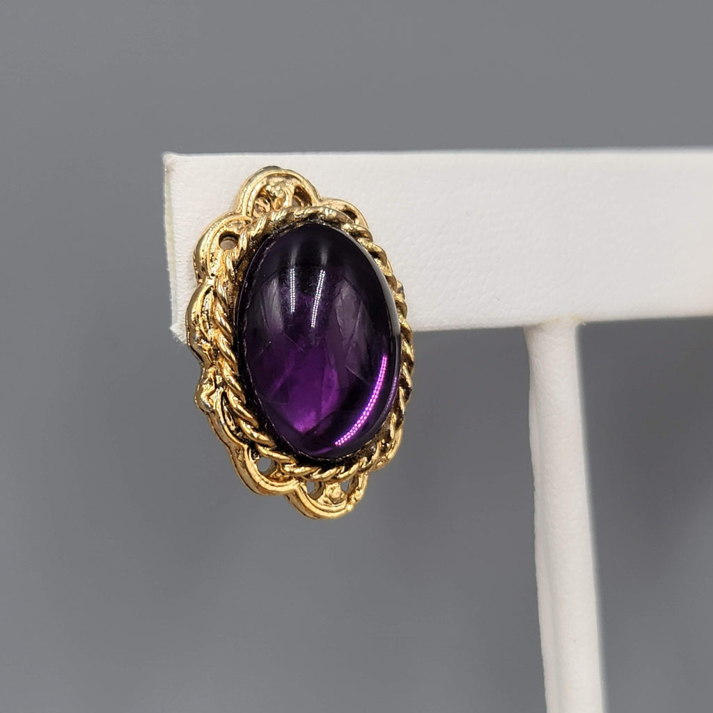 Vintage Purple Cabochon Pierced Earrings Gold tone Drop 1 1/8 in