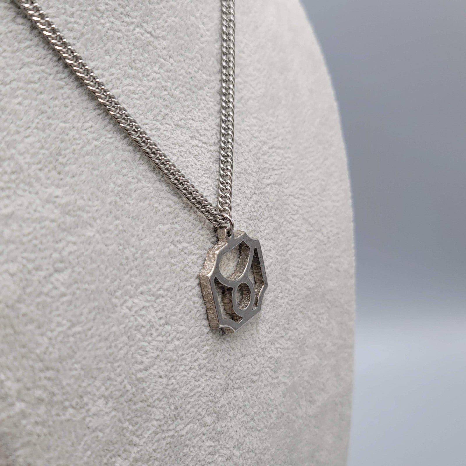 Vintage Zodiac Taurus Pendant Necklace Silver tone 18" Mens Womens