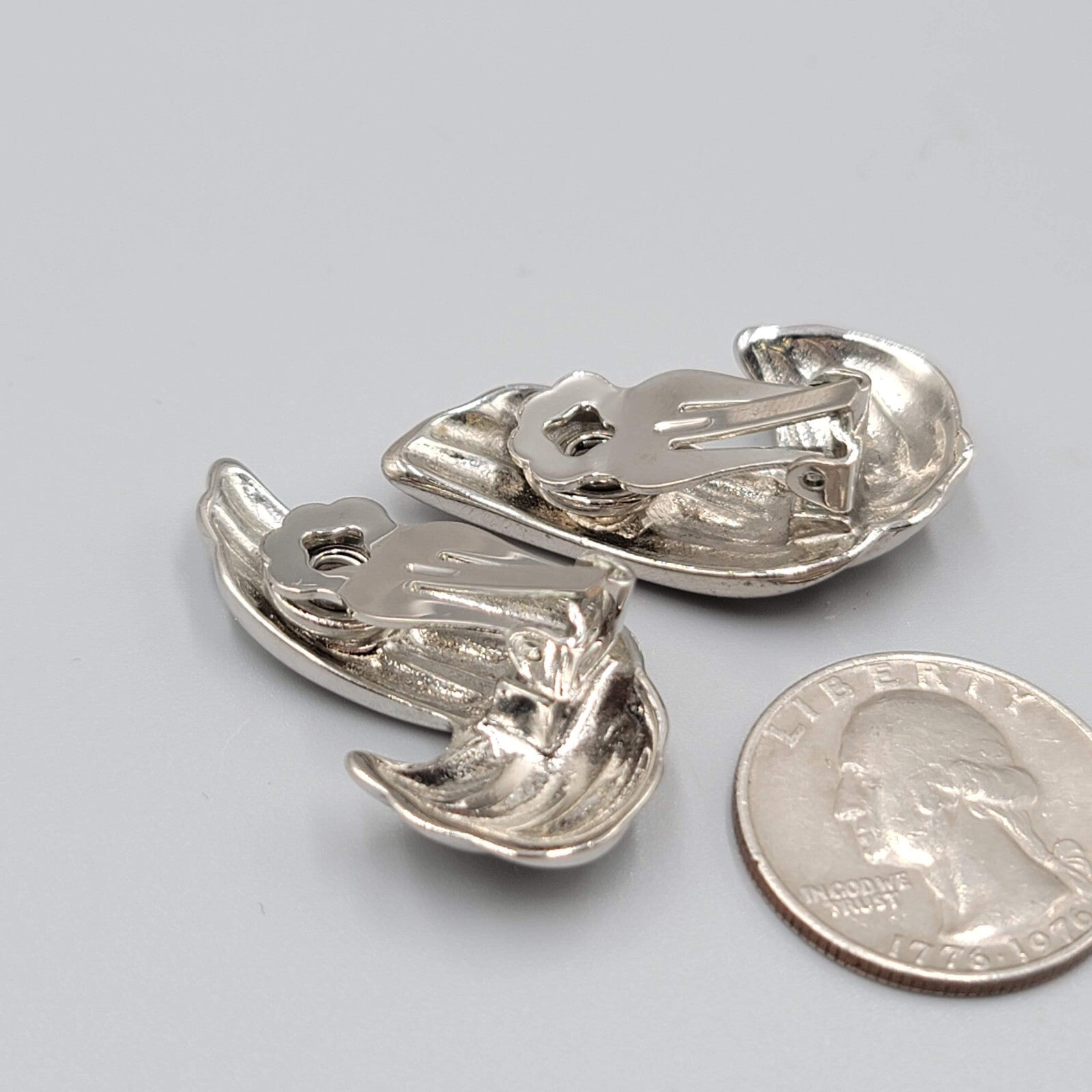 Vintage Clip on Earrings Silver tone Swirl Climber 1 3/8"