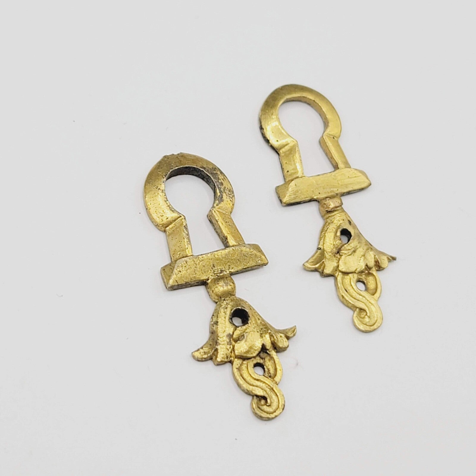 Lot of 2 Vintage Ornate Brass Skeleton Keyhole Escutcheon 1 5/8" x 0.5" PAIR