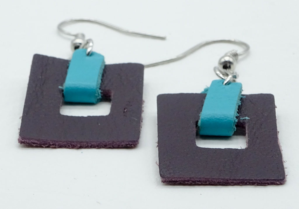 Artisan Dyed Leather Dangle Pierced Earrings Costume Estate Jewelry