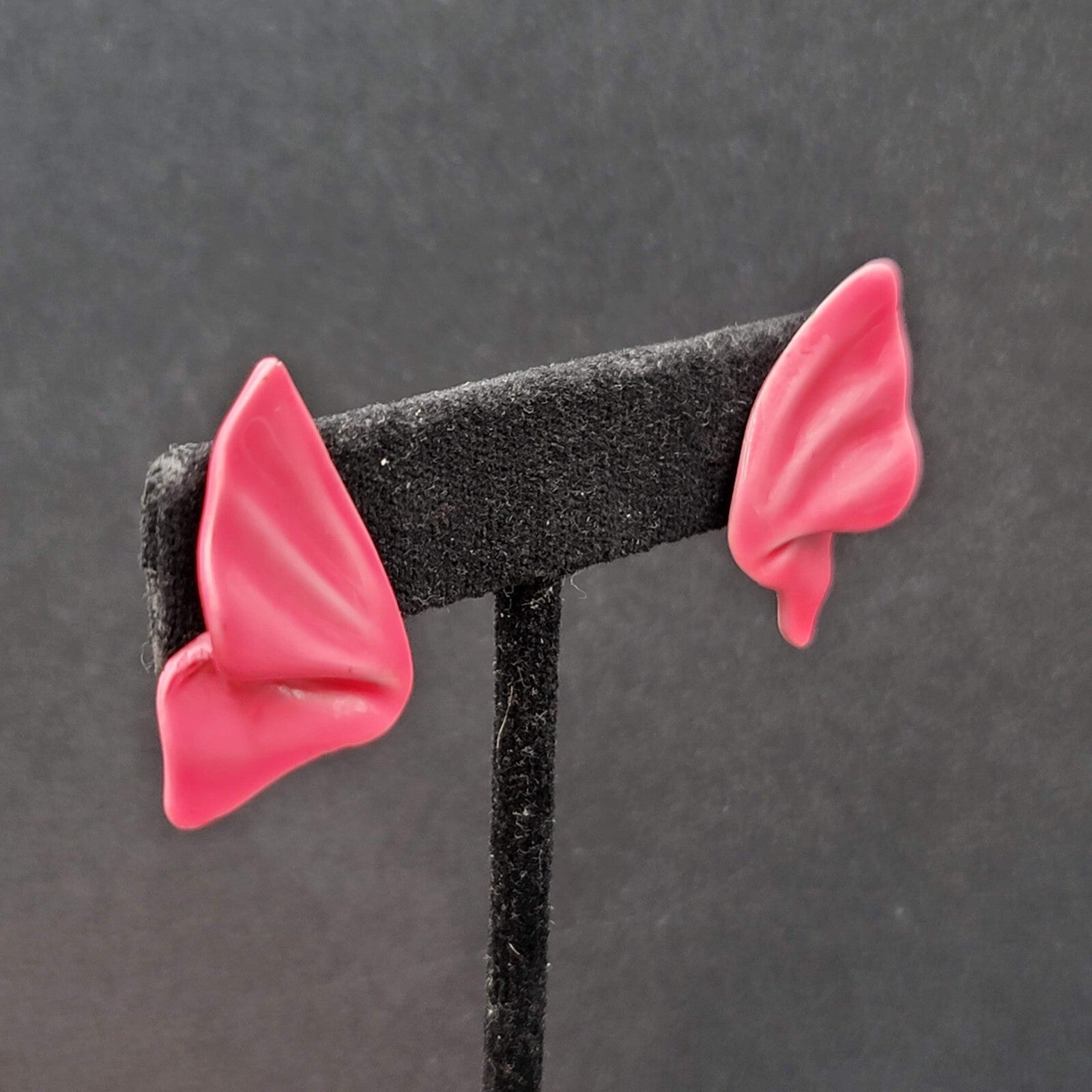 Vintage Pierced Earrings Hot Pink Enamel Statement Drop 1.25"