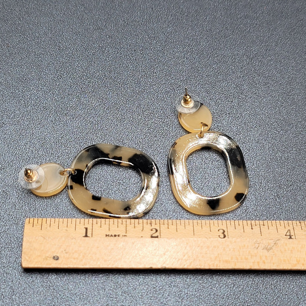 Pierced Earrings Brown Tan Speckle Dangle Hoops Statement 2"