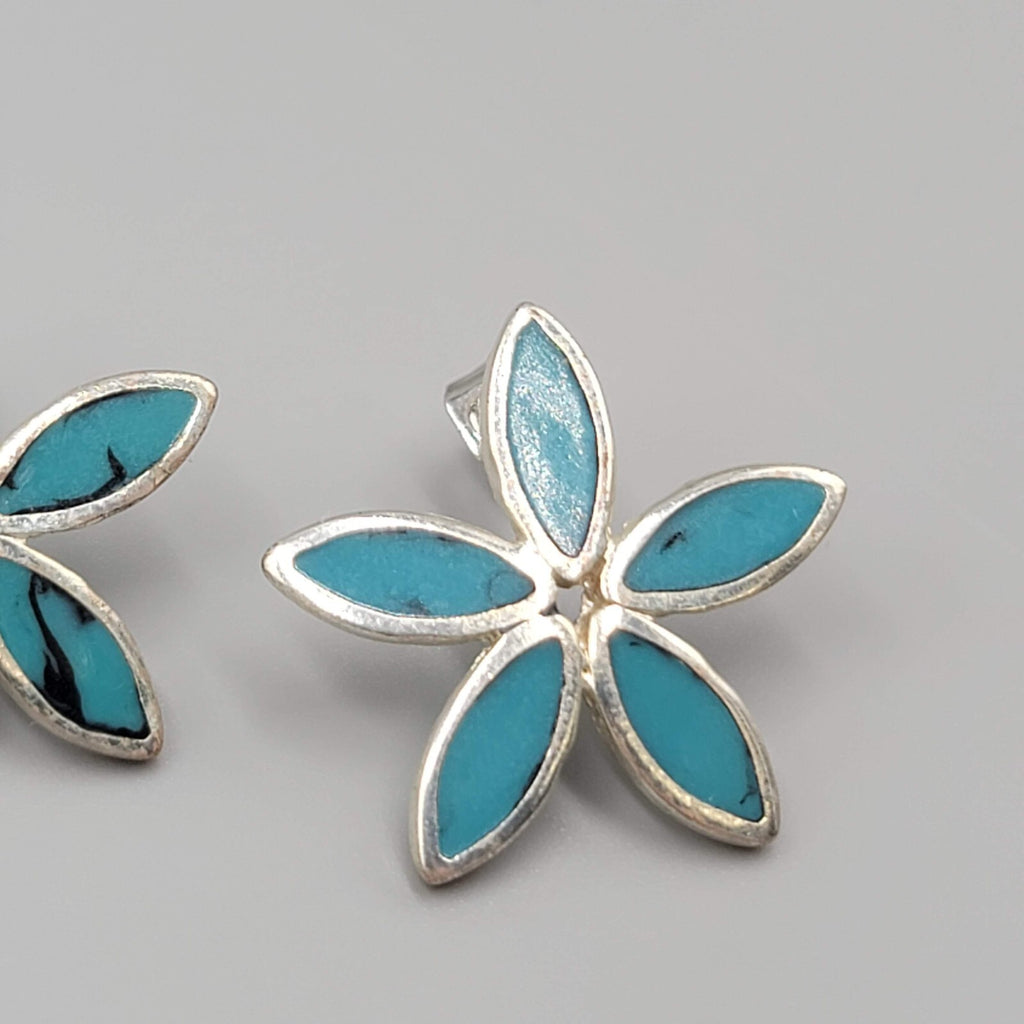 Flower Pierced Earrings Silver tone Blue Accent Petals Drop 1"