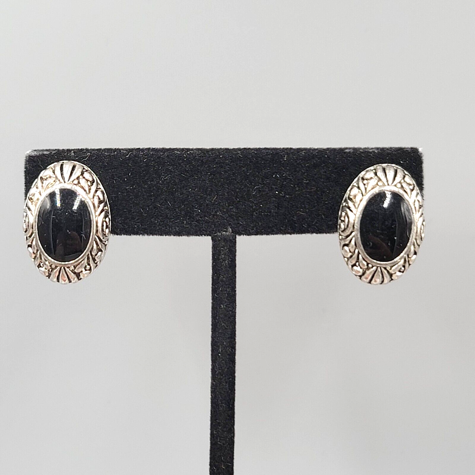 Pierced Earrings Silver tone Embossed Black Enamel Oval Drop 3/4"