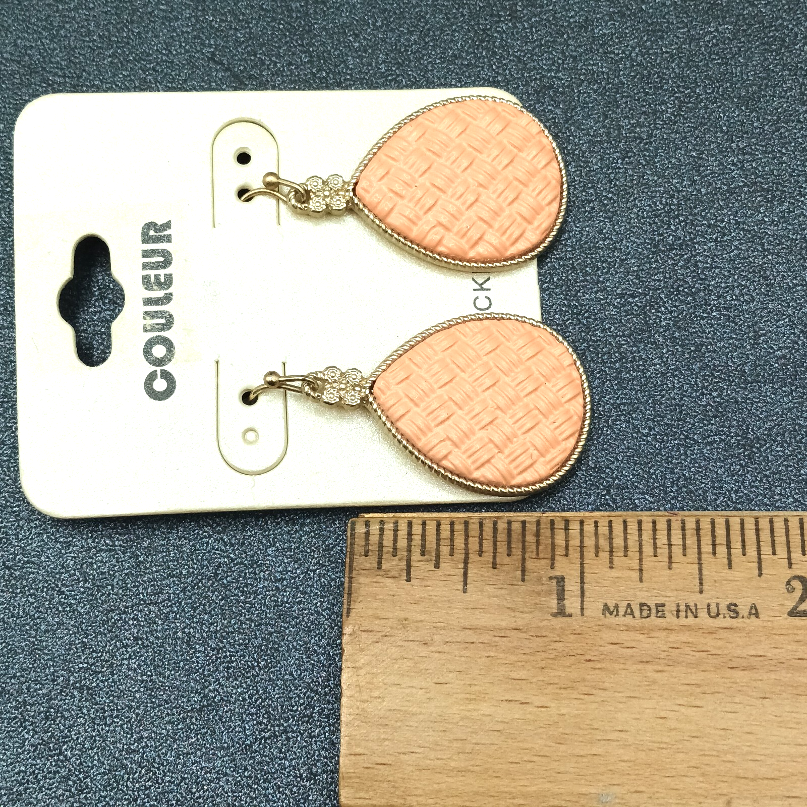 Pierced Earrings Gold tone Peach Textured Plastic Teardrop Dangle 1 1/4"