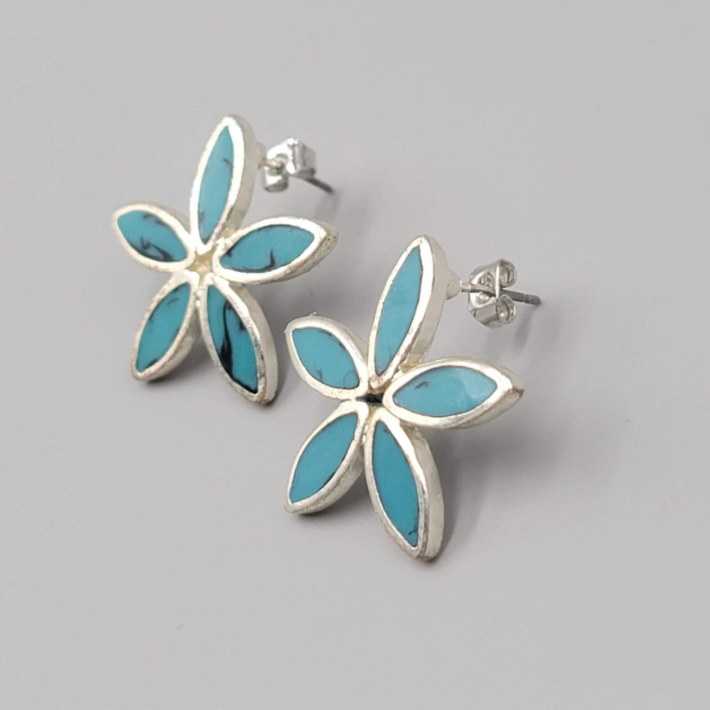 Flower Pierced Earrings Silver tone Blue Accent Petals Drop 1"