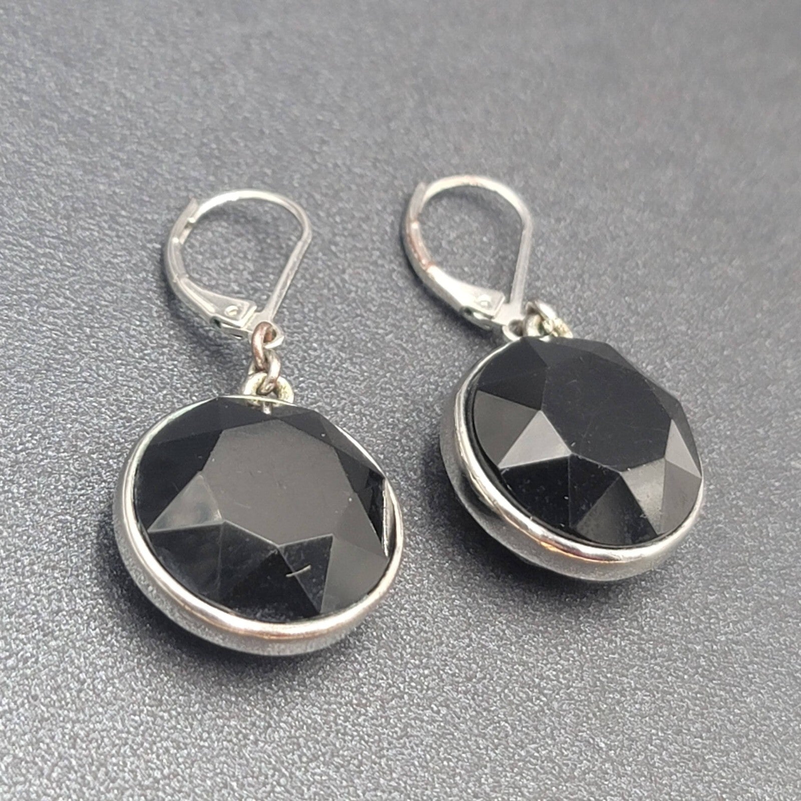 Pierced Earrings Silver tone Acrylic Black Faceted Dangle 1"