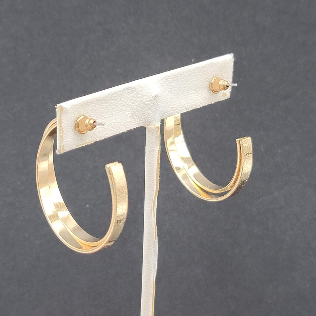 Pierced Earrings Gold tone Textured Double Hoops 1.5"