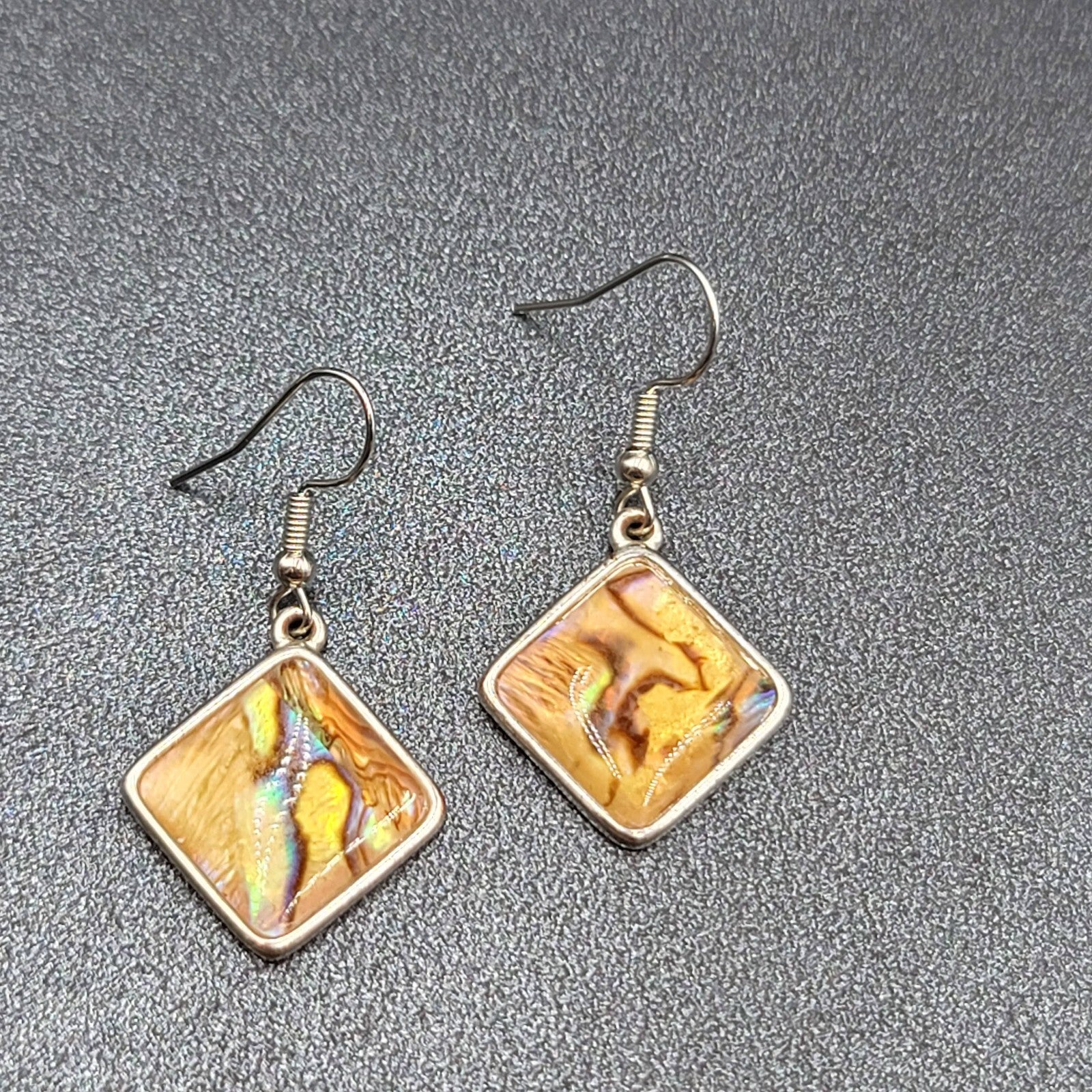 Pierced Earrings Silver tone Yellow Faux Abalone Square Dangle 7/8"
