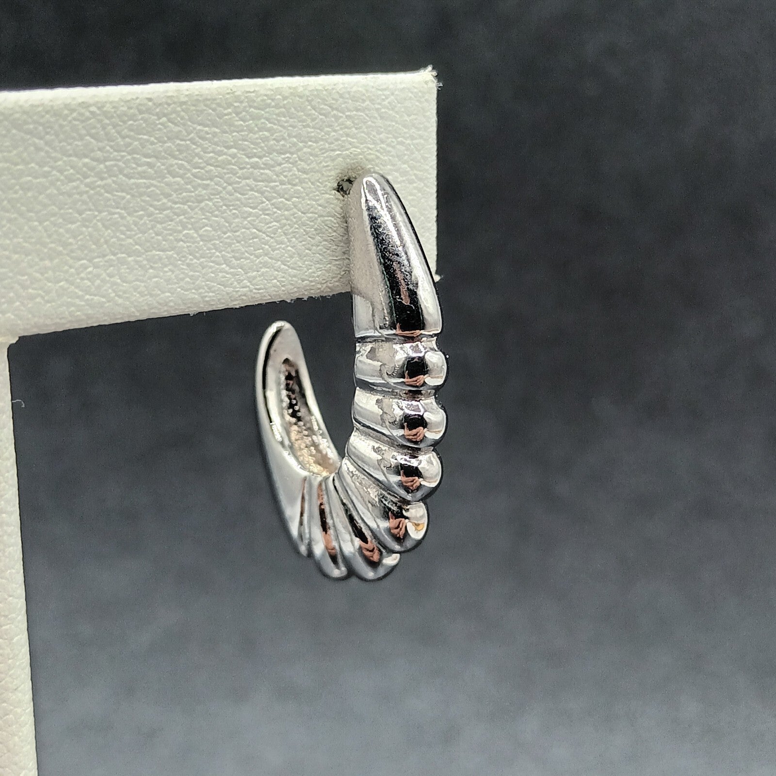 Vintage Pierced Earrings Silver tone Scalloped Open Oblong Hoop Drop 1 1/4"