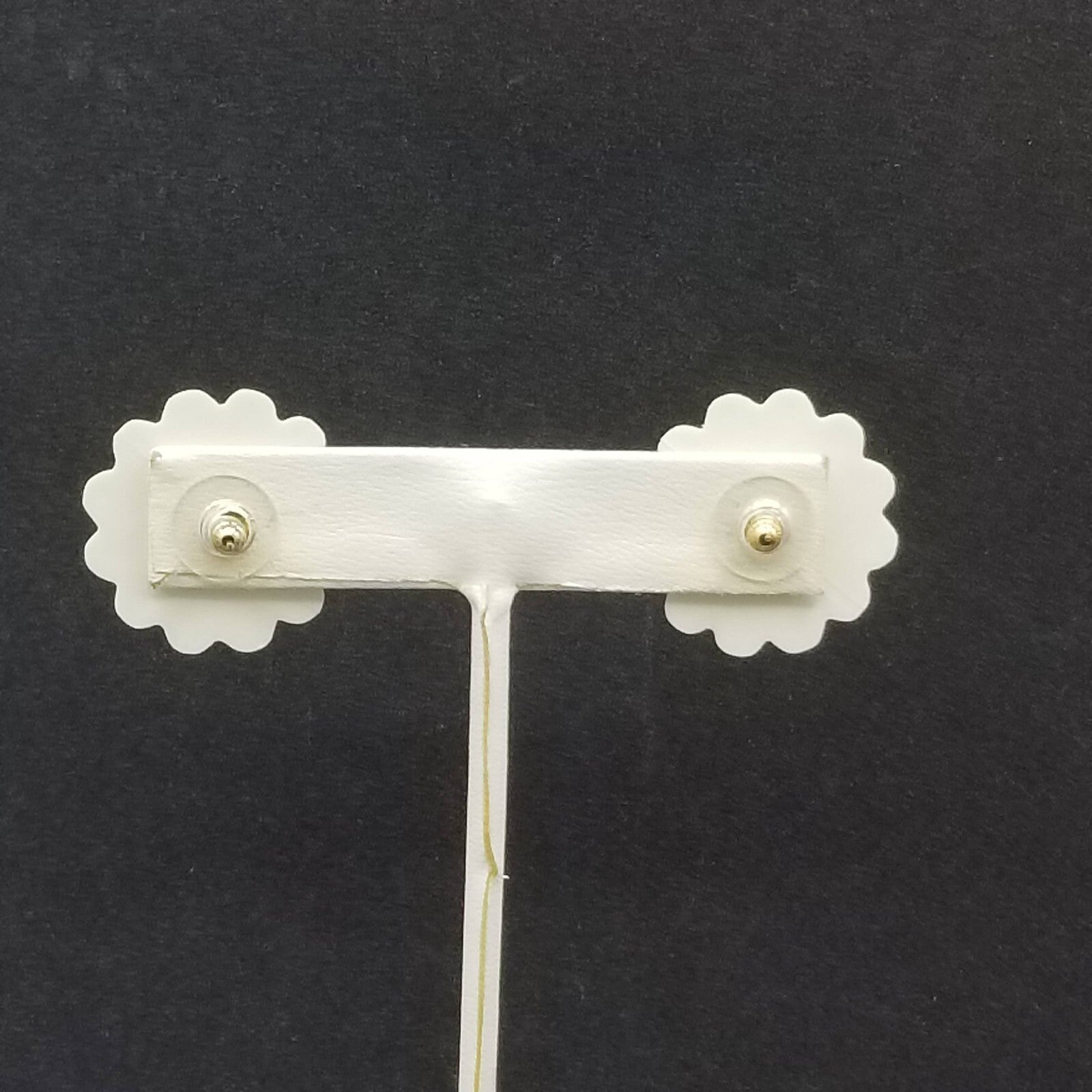 Pierced Earrings Acrylic White Flower Statement Stud 1"