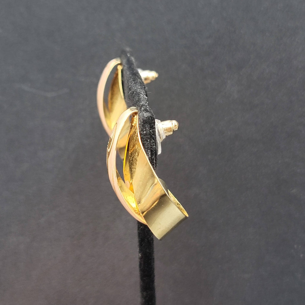Vintage Pierced Earrings Gold tone Swirl Pink Statement Enamel Drop 1 1/8"