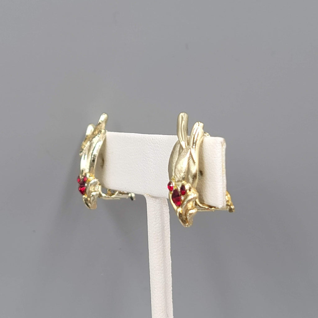 Vintage Red Rhinestone Clip on Earrings Gold tone Leaves 7/8"